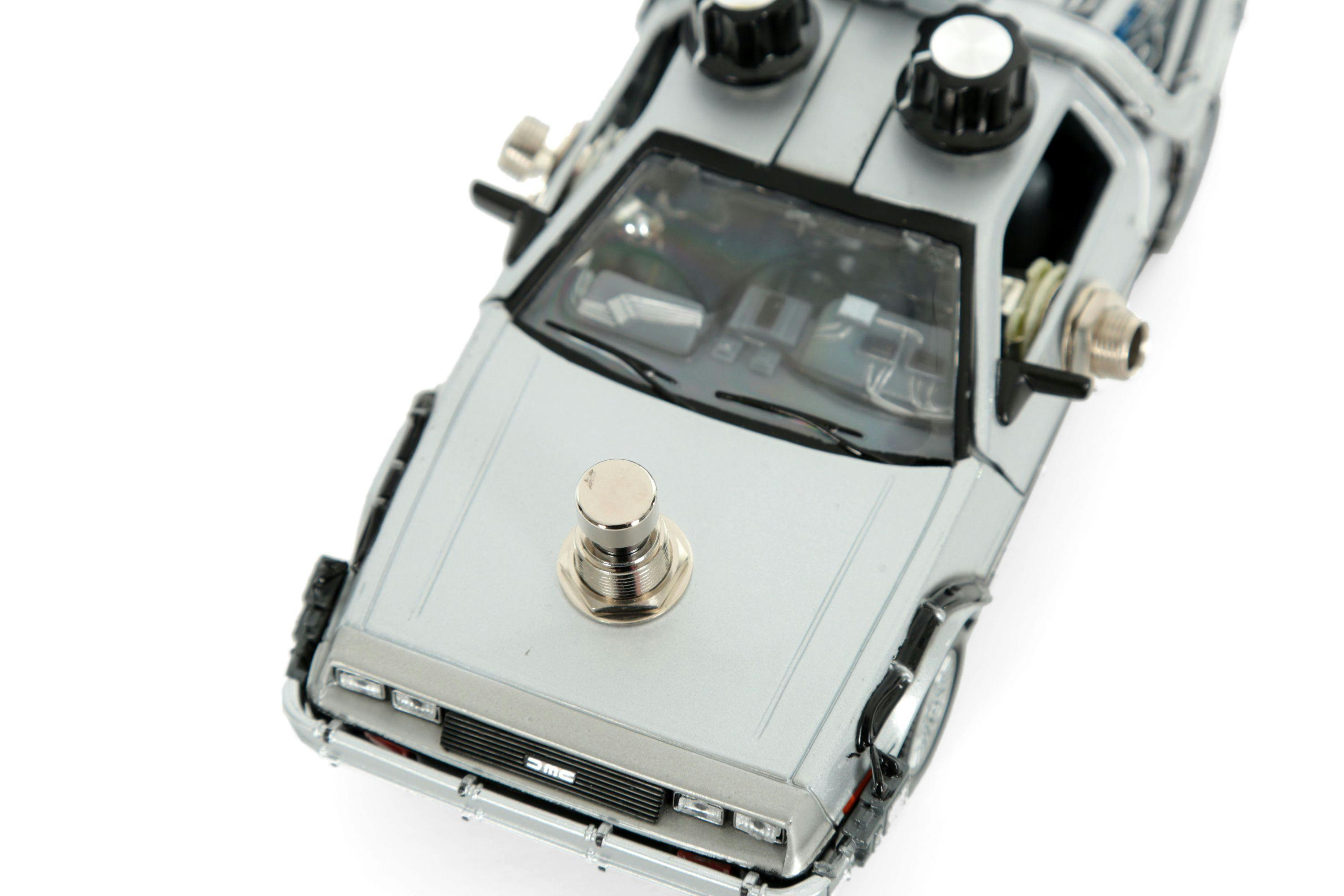 Delorean delay deals pedal